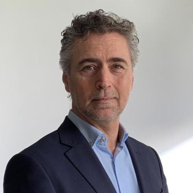 Pasfoto Bart de Gans